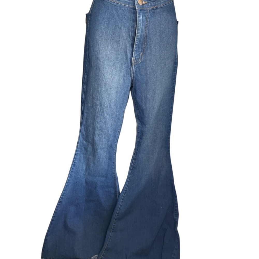 Vibrant Denim Flare Jeans in Blue - Picture 2 of 5